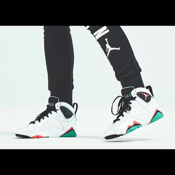 Jordan Shoes - 💕Retro Jordan 7 GS “Verde” Good Used Condition!!! 7Y/8.5W EASTER Y2K Infrared